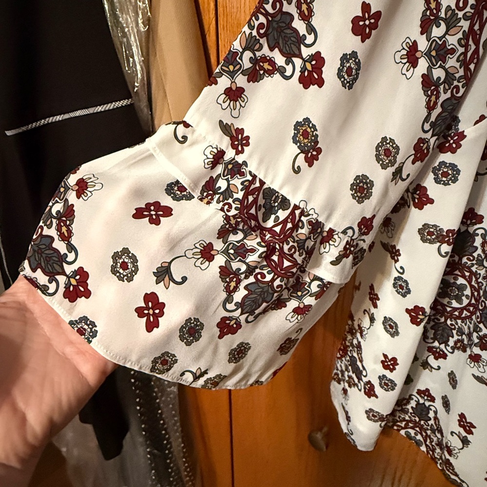 Dr2 Patterned Blouse - image 3